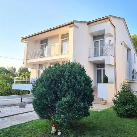 Cosa-Nostra Appartement Hajdúszoboszló Buitenkant foto