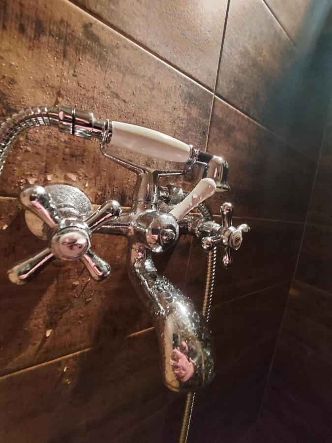 Cosa-Nostra Appartement Hajdúszoboszló Buitenkant foto