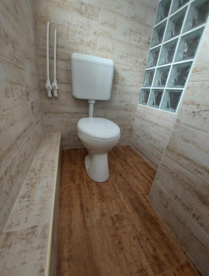 Cosa-Nostra Appartement Hajdúszoboszló Buitenkant foto