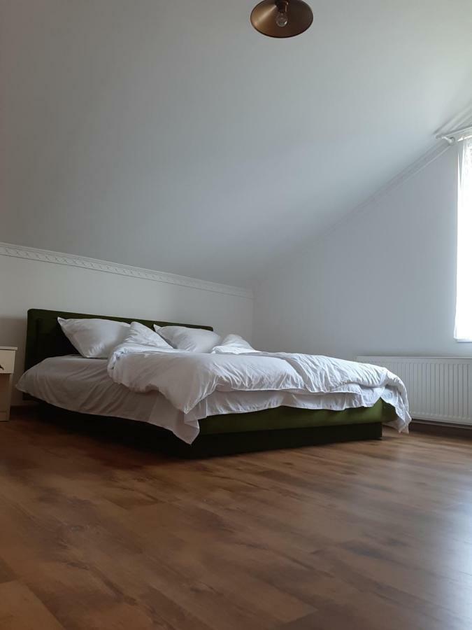 Cosa-Nostra Appartement Hajdúszoboszló Buitenkant foto
