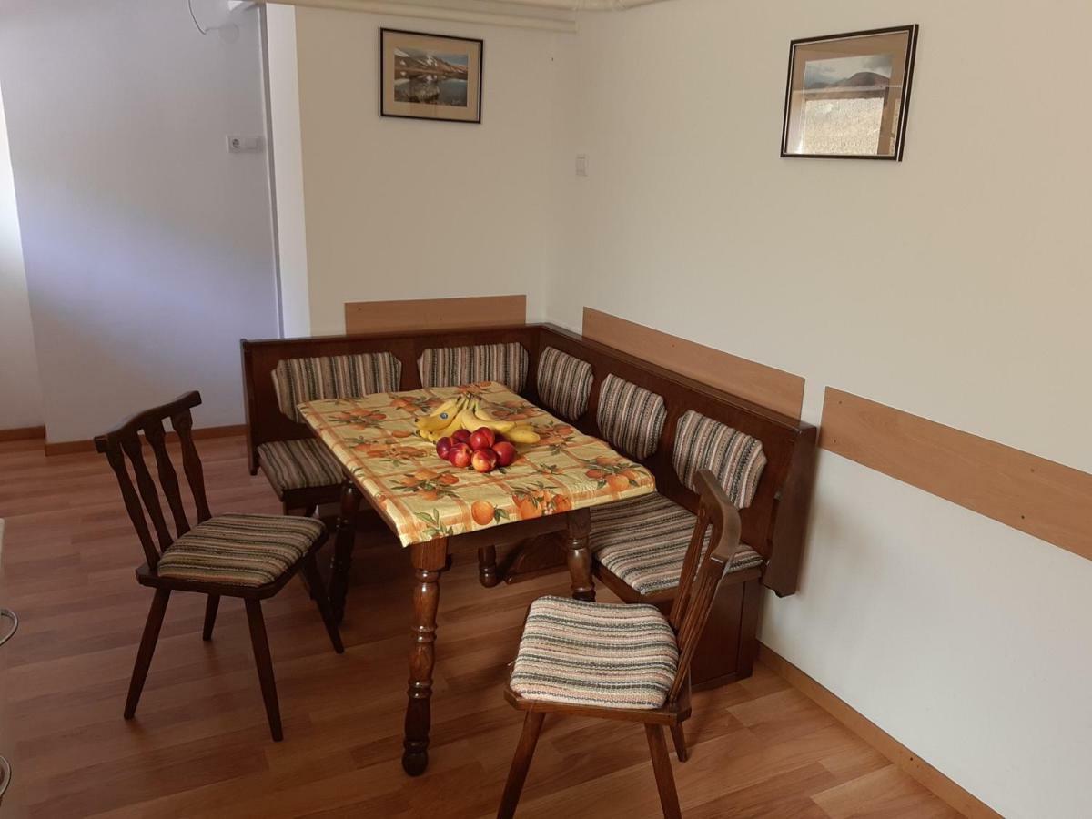 Cosa-Nostra Appartement Hajdúszoboszló Buitenkant foto