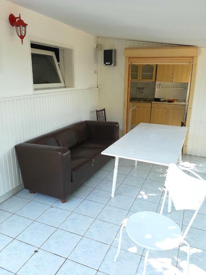 Cosa-Nostra Appartement Hajdúszoboszló Buitenkant foto